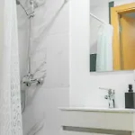 Growth House Oda ve Kahvaltı Porto