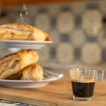 Growth House Bed & Breakfast Porto