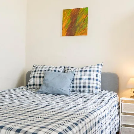 Growth House Bed & Breakfast *
