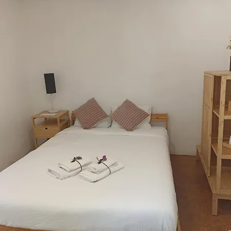 Bed & Breakfast Growth House